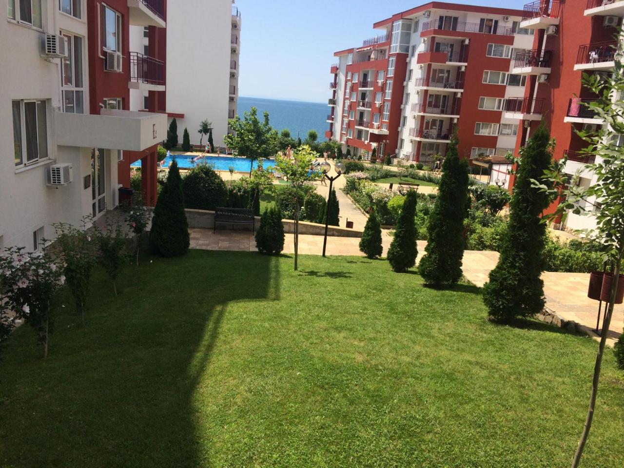 Marina Panorama Grand Resort Private Apartments Sveti Vlas Exterior foto